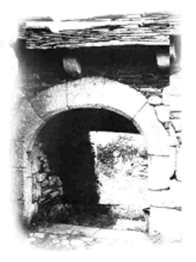 Ein Tor in Le Pouget (Cevennen - S�dfrankreich)